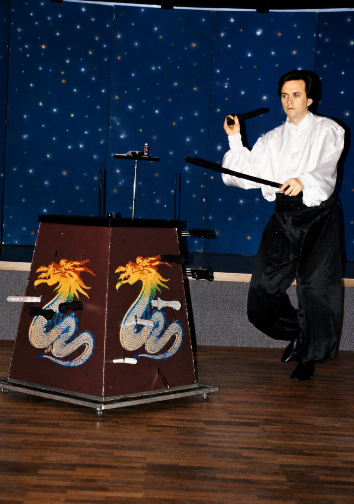 caja de espadas arcano show